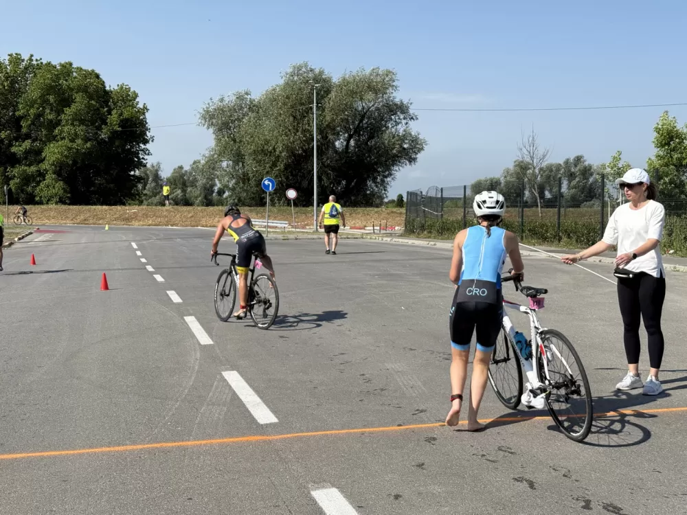 Grad Slavonski Brod treću godinu zaredom domaćin je Polojskog triatlona – 3. kolo Hrvatske triatlon lige