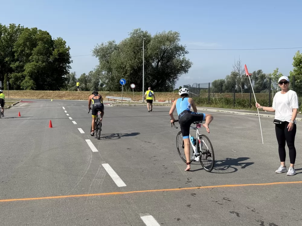 Grad Slavonski Brod treću godinu zaredom domaćin je Polojskog triatlona – 3. kolo Hrvatske triatlon lige