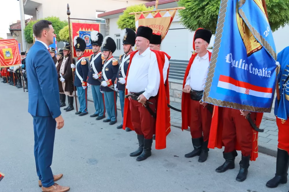 Trenkovi panduri na obljetnici krunidbe kralja Tomislava u Tomislavgradu