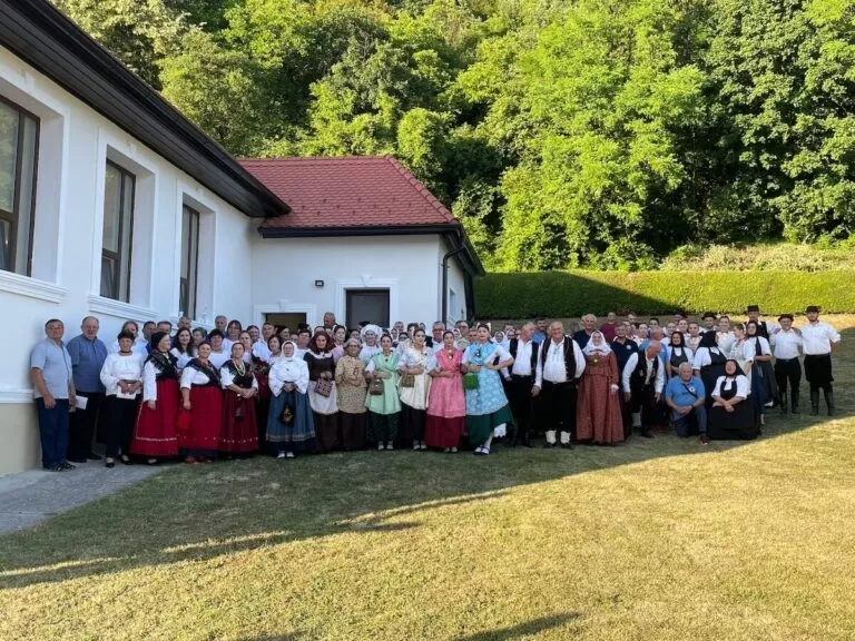 Devet skupina pokazalo visoku razinu crkvenog pučkog pjevanja