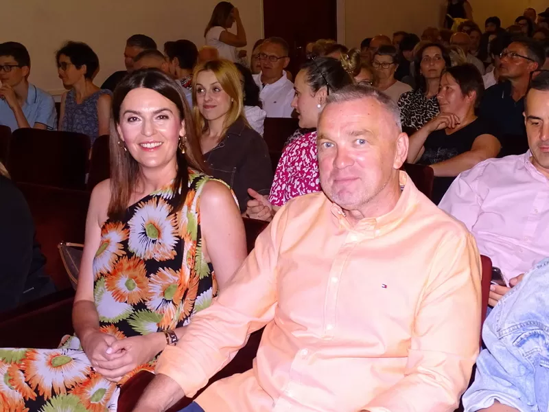 Uz urnebesni “Prekid preko veze” i izvrsnog Marka Tolju završene 4. Kazališne ljetne večeri