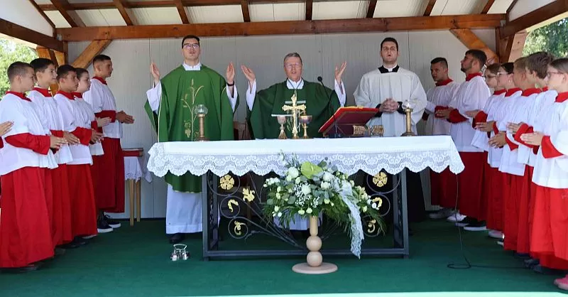 ʼNOVO SRCEʼ - Četiri desetljeća žive vjere i molitvenog zajedništva