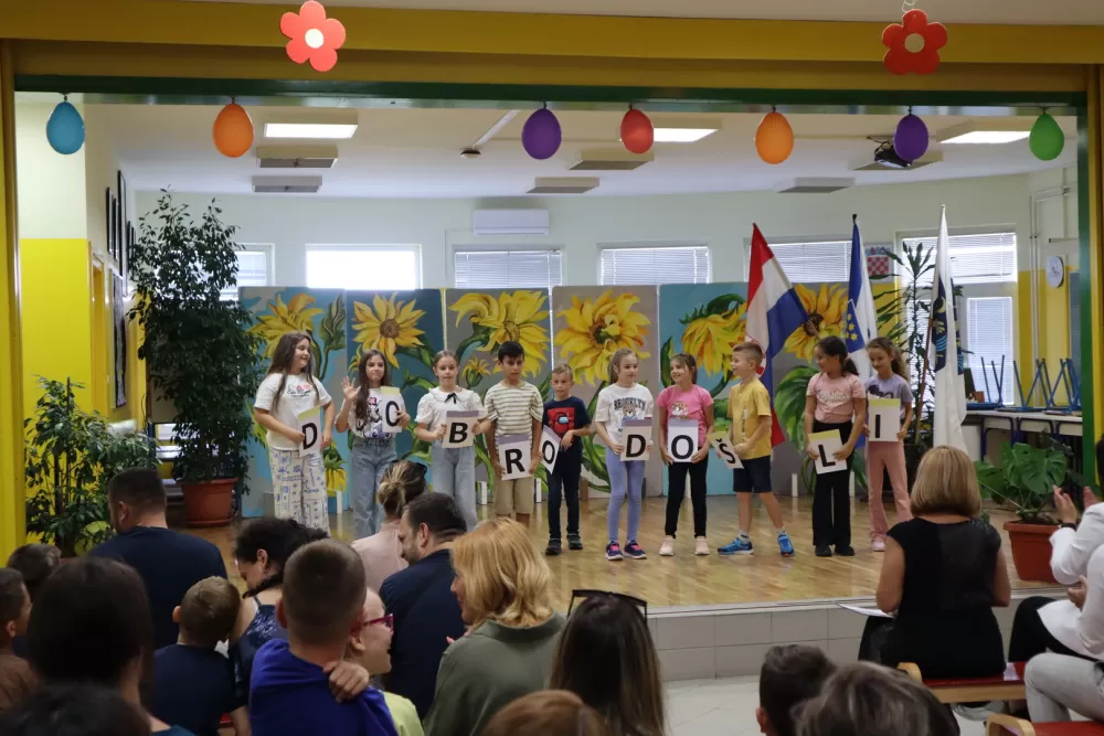 SB Online | Porast broja prvašića u osnovnim školama Grada Slavonskog Broda