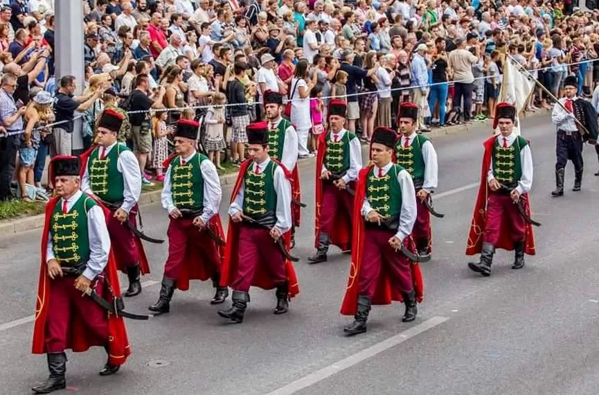 Požega.eu | Postrojba Trenkovi panduri se priprema za Vojni mimohod