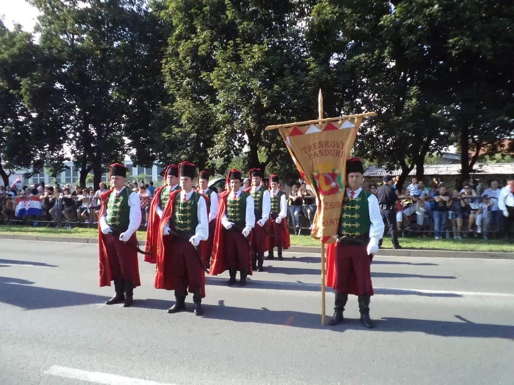 Postrojba Trenkovi panduri se priprema za Vojni mimohod
