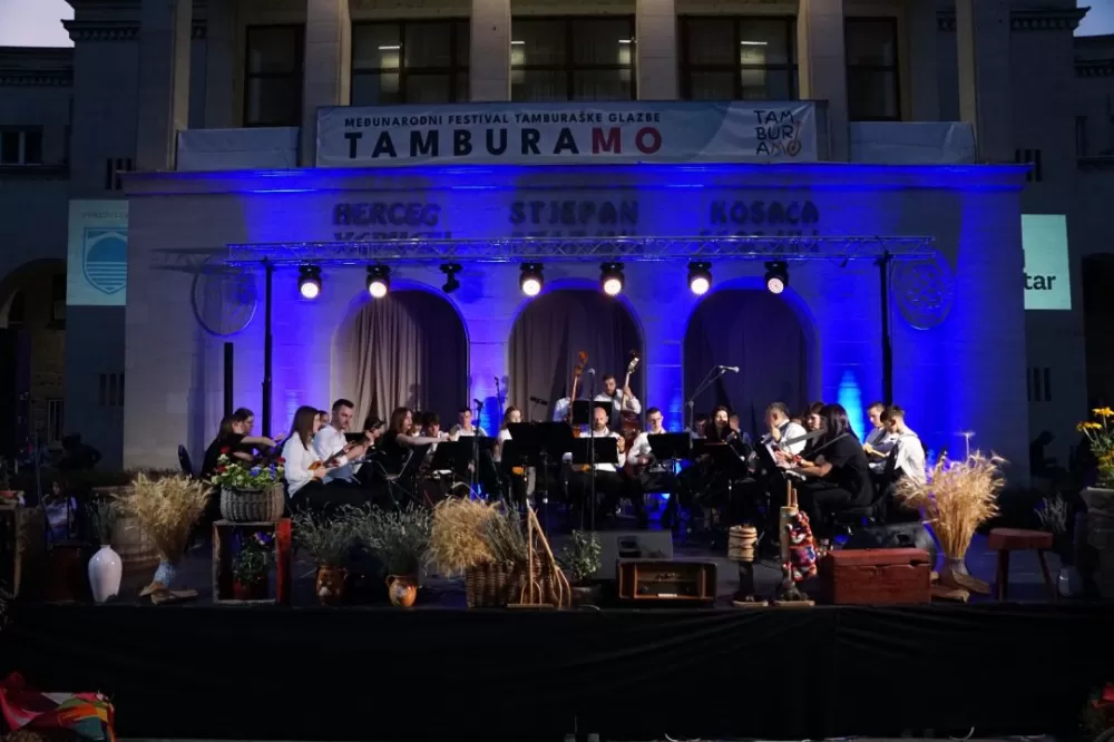 Požega.eu | Kutjevački tamburaški orkestar gostovao u Mostaru