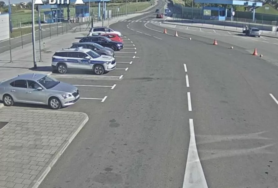 SB Online | Čak i ʼplinoveʼ pronađu carinici na graničnom prelazu Sl. Brod 