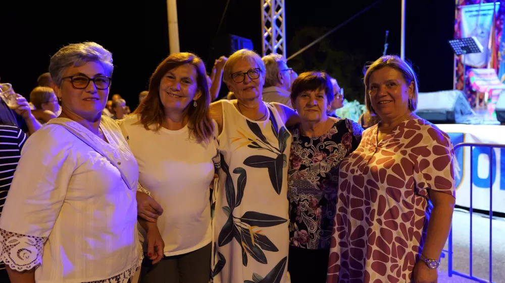 Odvoračka sela pokazuju i dokazuju kako se čuva tradicija: Uz KUD-ove, Branka Polića, Žeteoce i četiri dive fešta do jutarnjih sati