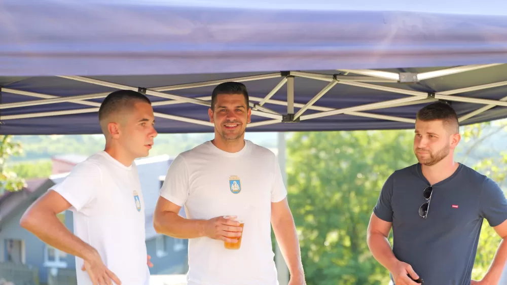Odvoračka sela pokazuju i dokazuju kako se čuva tradicija: Uz KUD-ove, Branka Polića, Žeteoce i četiri dive fešta do jutarnjih sati