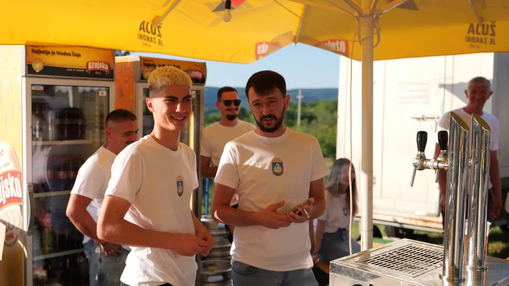 Odvoračka sela pokazuju i dokazuju kako se čuva tradicija: Uz KUD-ove, Branka Polića, Žeteoce i četiri dive fešta do jutarnjih sati