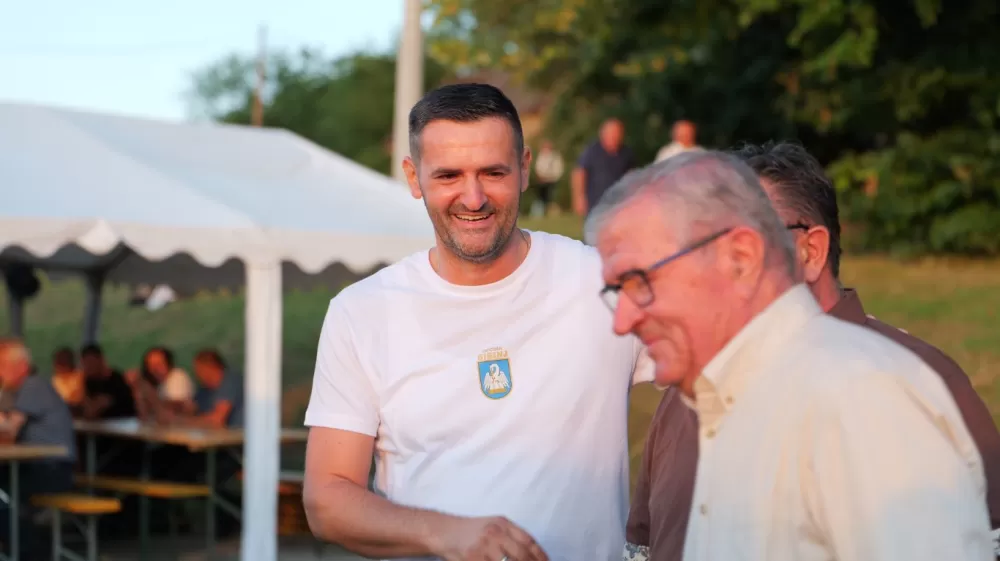 Odvoračka sela pokazuju i dokazuju kako se čuva tradicija: Uz KUD-ove, Branka Polića, Žeteoce i četiri dive fešta do jutarnjih sati