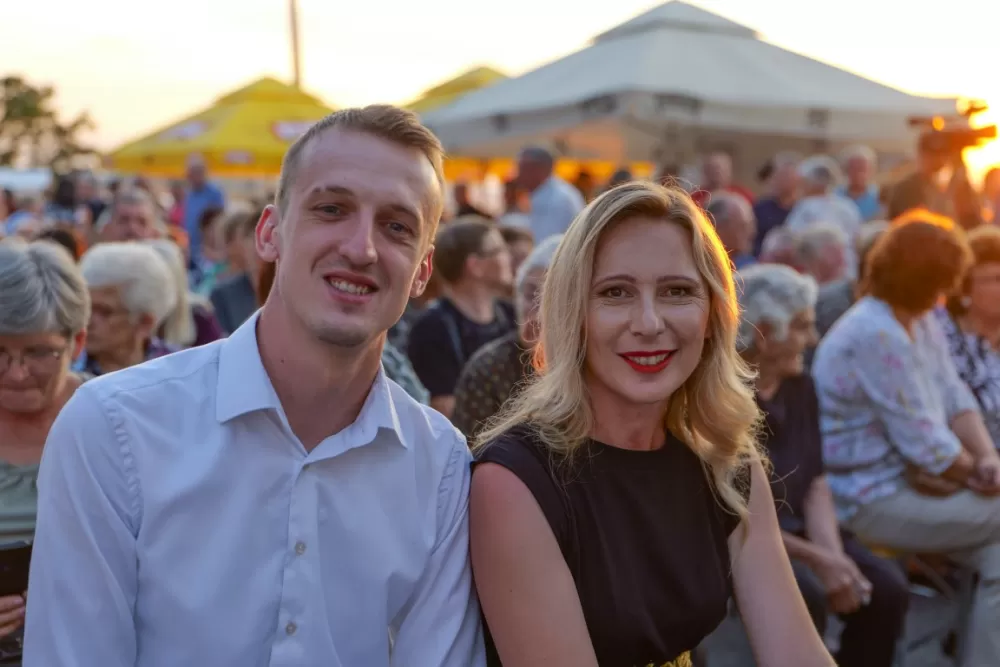 Odvoračka sela pokazuju i dokazuju kako se čuva tradicija: Uz KUD-ove, Branka Polića, Žeteoce i četiri dive fešta do jutarnjih sati