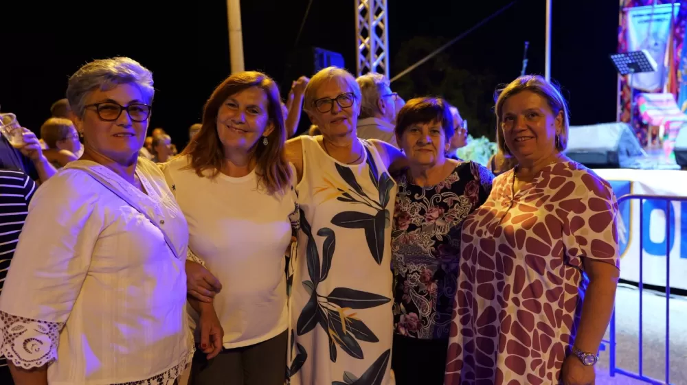 Odvoračka sela pokazuju i dokazuju kako se čuva tradicija: Uz KUD-ove, Branka Polića, Žeteoce i četiri dive fešta do jutarnjih sati