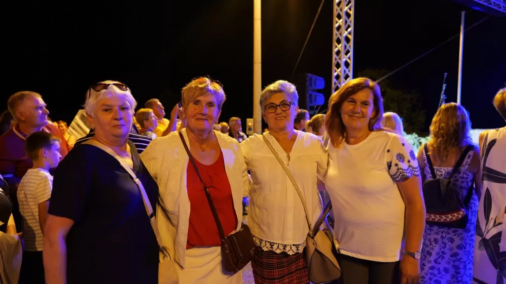 Odvoračka sela pokazuju i dokazuju kako se čuva tradicija: Uz KUD-ove, Branka Polića, Žeteoce i četiri dive fešta do jutarnjih sati