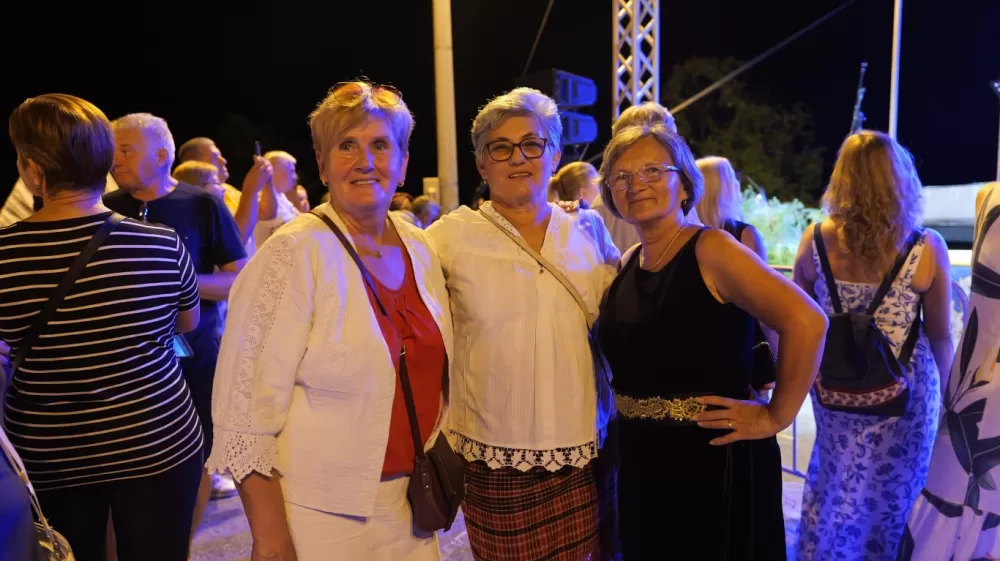 Odvoračka sela pokazuju i dokazuju kako se čuva tradicija: Uz KUD-ove, Branka Polića, Žeteoce i četiri dive fešta do jutarnjih sati