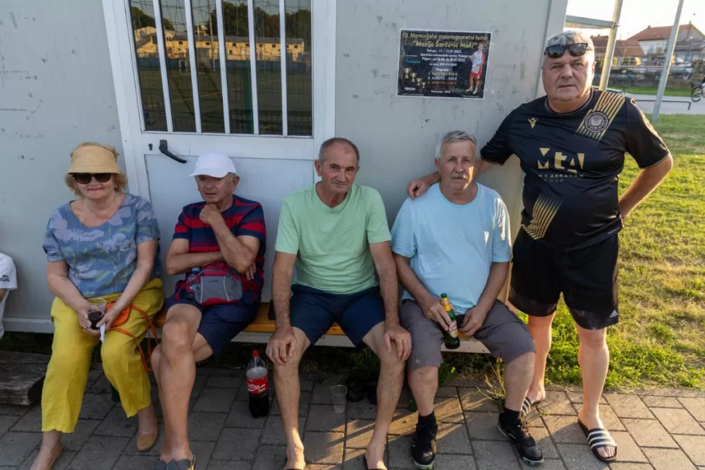 [FOTO] Održan memorijalni turnir na rekreacijskom centru u Požegi: Sjećanje na veterane malog nogometa