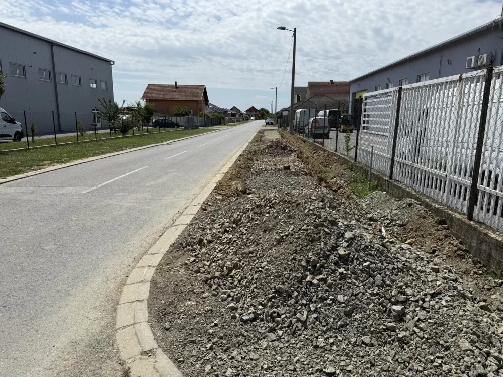 U tijeku radovi na izgradnji pješačke staze u više gradskih ulica
