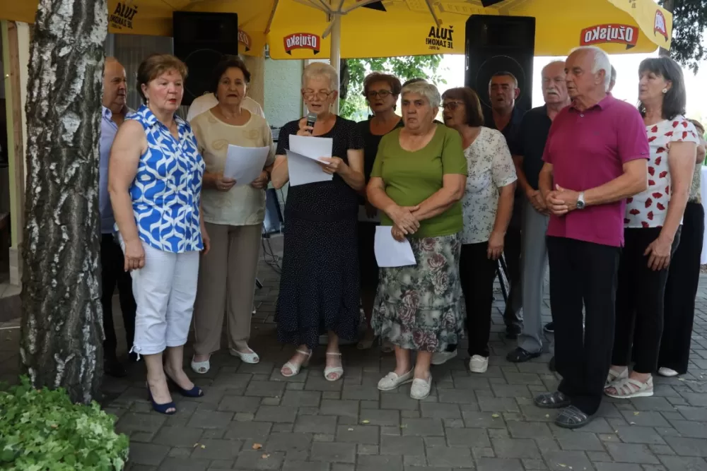 Vetovački umirovljenici  dobili opremu za viseću kuglanu