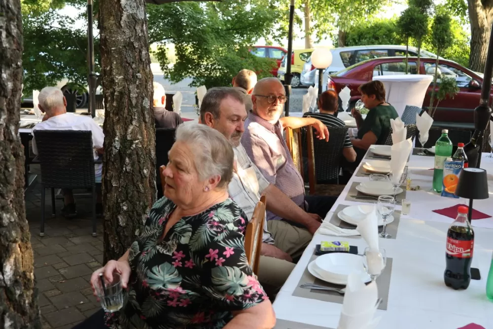 Vetovački umirovljenici  dobili opremu za viseću kuglanu
