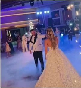 Poznatu hercegovčku pjevačicu Antoniju Čerkez oženio požeški poduzetnik Petar Nogolica