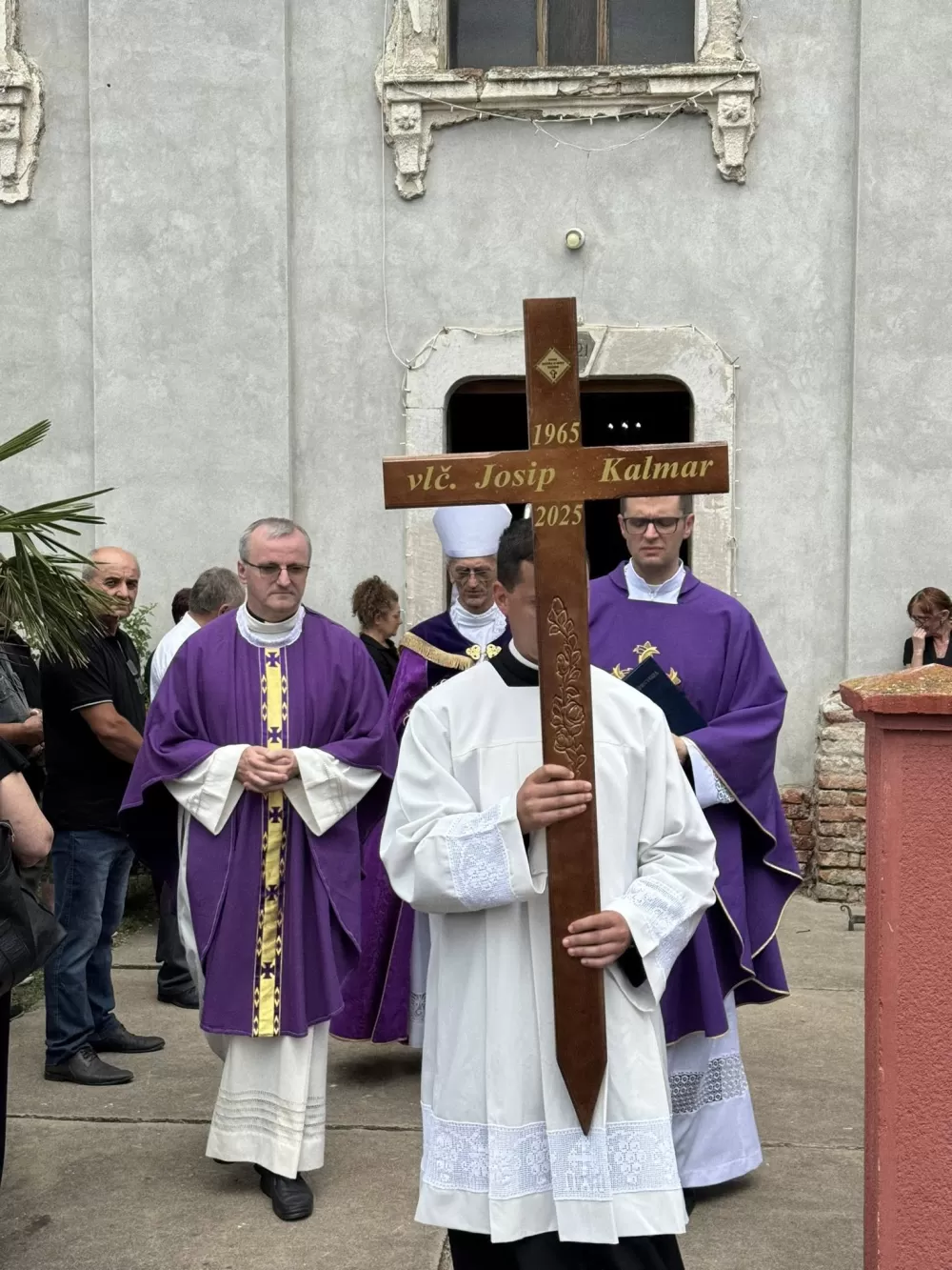 ODVORCI: Oproštaj od vlč. Josipa Kalmara, čovjeka i svećenika kojega se neće tek tako zaboraviti