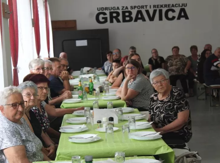 Druženje osoba s invaliditetom na prostoru Grbavice u Pleternici