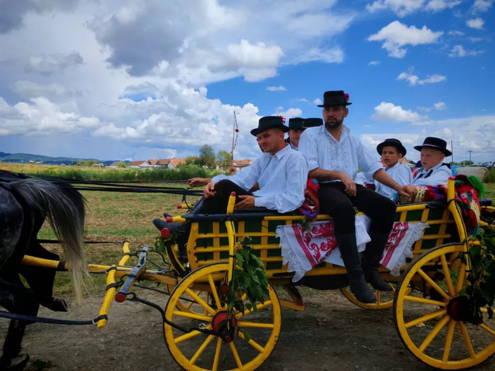 ʼNe idem iz Slavonijeʼ - tradicionalna manifestacija u Lužanima koja je okupila zaljubljenike u konje, slavonsku baštinu i običaje 