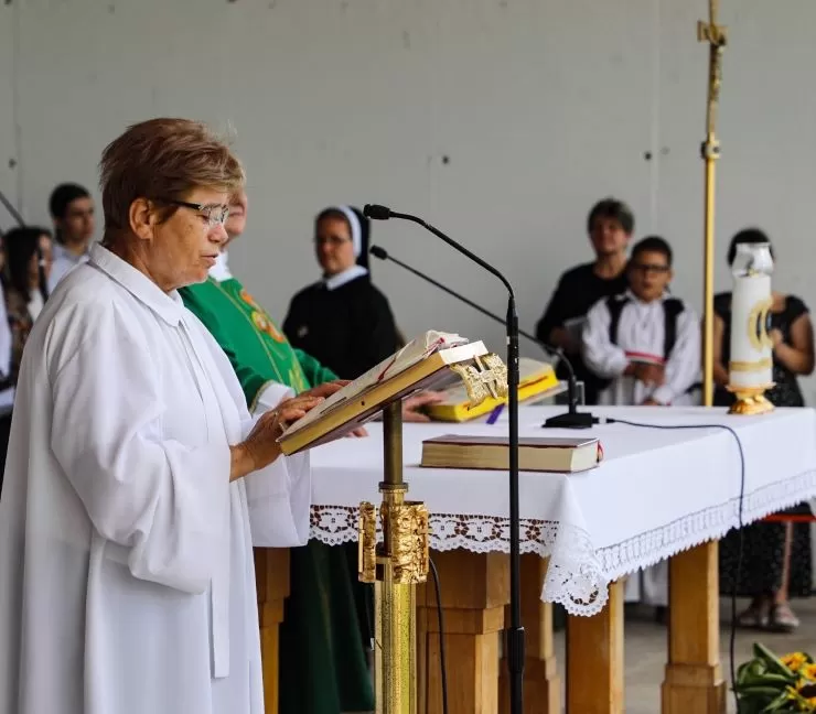 Prečasni pleternički župnik Antun Ćorković služio oproštajnu i zahvalnu svetu misu