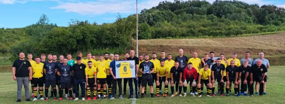 Požega.eu | EMOTIVAN SPOJ SJEĆANJA I SPORTA:  Druga memorijalna utakmica u čast Ivice Uremovića