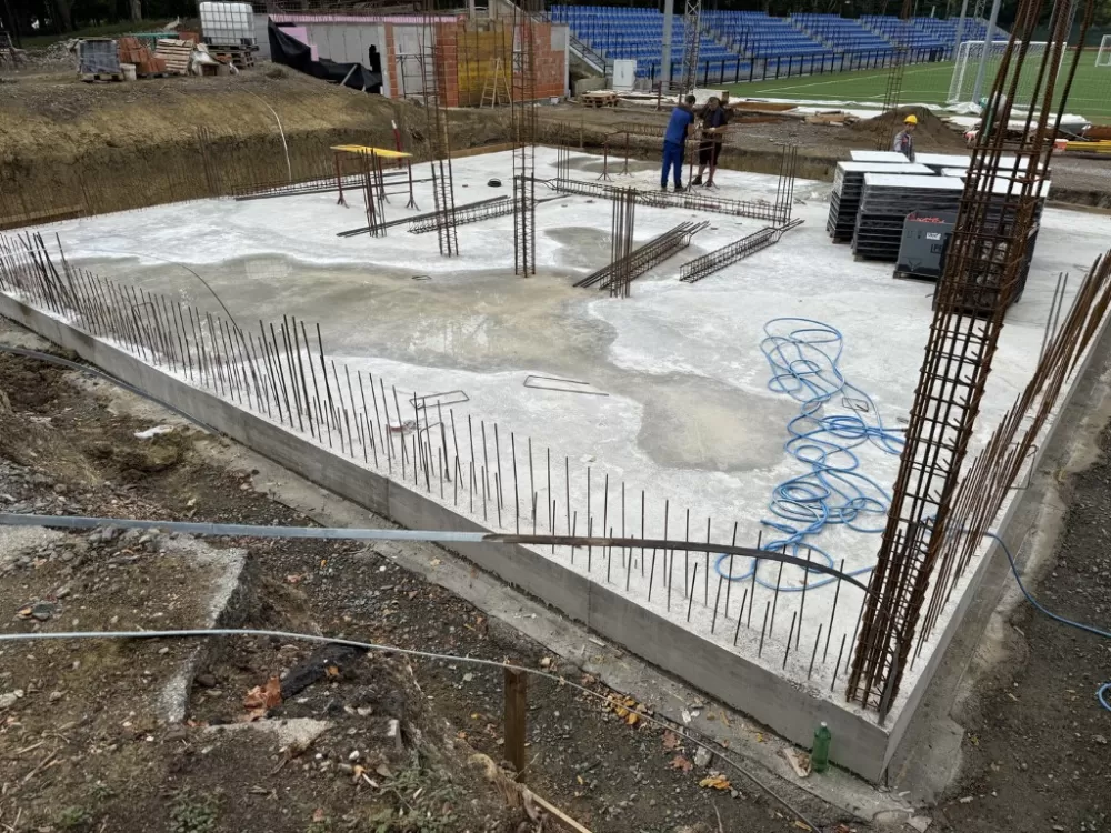 Napreduje druga faza uređenja ŠRC-a „Klasije“ – u tijeku izgradnja glavnog objekta sa svlačionicama i ugostiteljskim prostorom