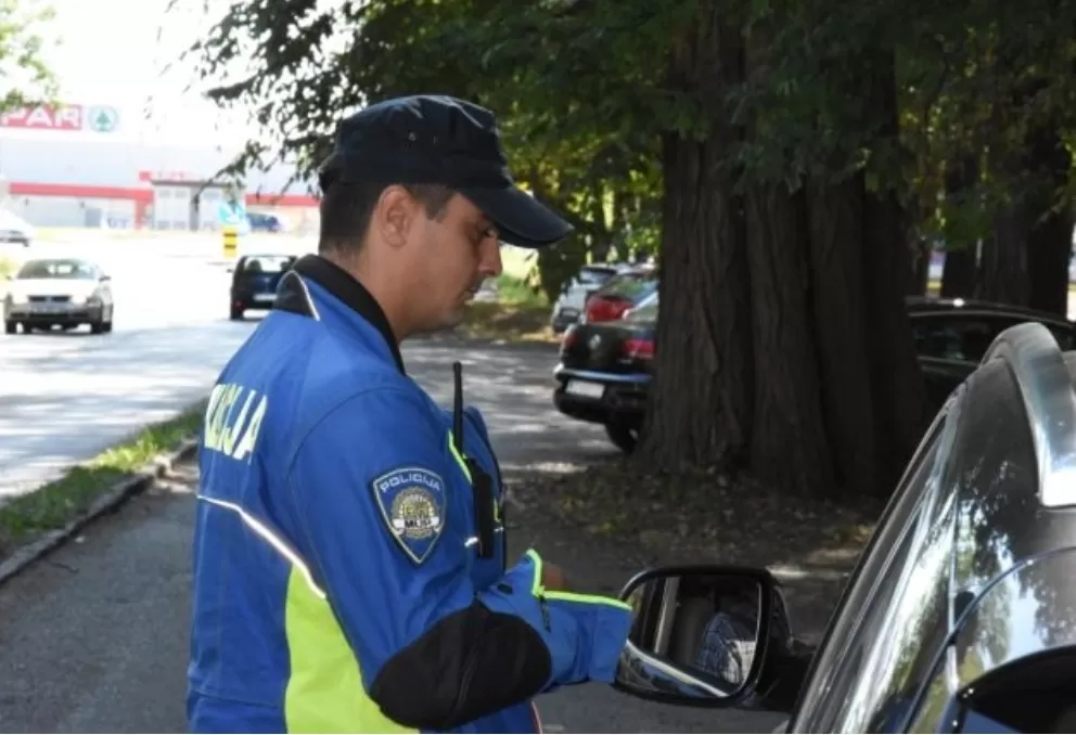 SB Online | Zbog više počinjenih prekršaja 30-godišnjak priveden u policijske prostorije