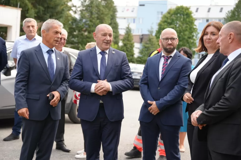 Potpisan ugovor vrijedan 14,3 milijuna eura za uspostavu Braniteljskog centra u Pakracu