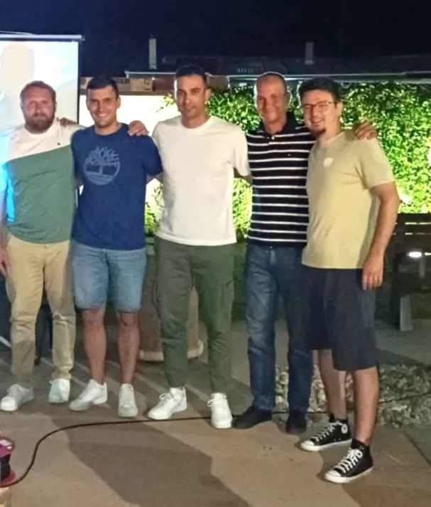 KVIZ OPĆEG ZNANJA U PLETERNICI:  Prvo mjesto osvojila ekipa „Linđo“ iz Požege