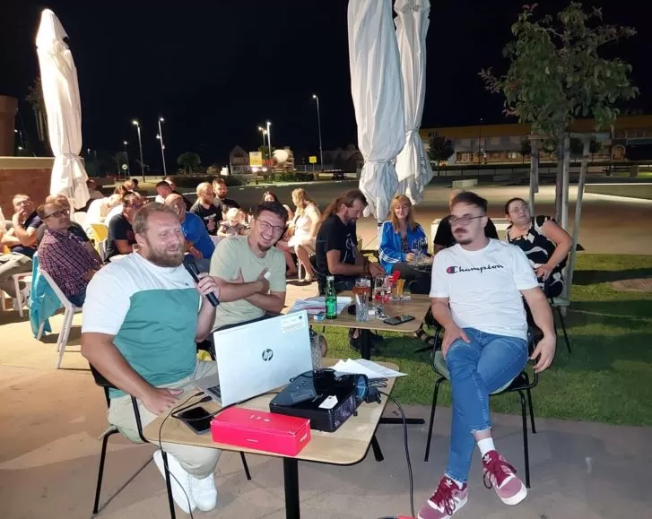 KVIZ OPĆEG ZNANJA U PLETERNICI:  Prvo mjesto osvojila ekipa „Linđo“ iz Požege