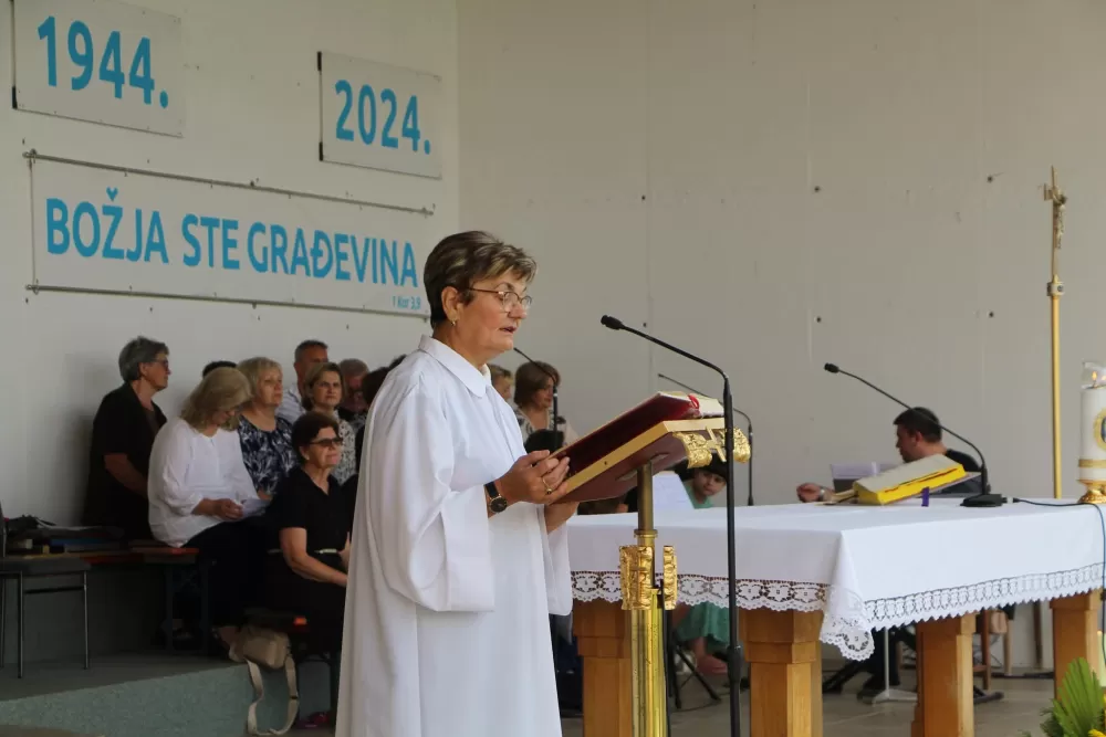 Preč. Dragan Hrgić preuzeo službu rektora Svetišta Gospe od Suza i pleterničkog župnika 