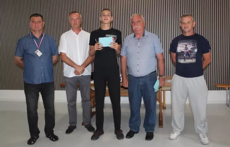 MEĐUNARODNI ŠAHOVSKI TURNIR U ČAGLINU: Prvo mjesto osvojio zagrebački velemajstor Mladen Palac 