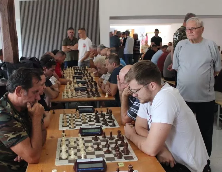 MEĐUNARODNI ŠAHOVSKI TURNIR U ČAGLINU: Prvo mjesto osvojio zagrebački velemajstor Mladen Palac 