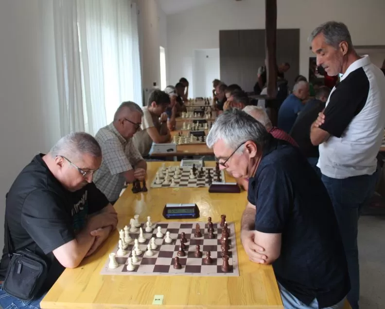 MEĐUNARODNI ŠAHOVSKI TURNIR U ČAGLINU: Prvo mjesto osvojio zagrebački velemajstor Mladen Palac 