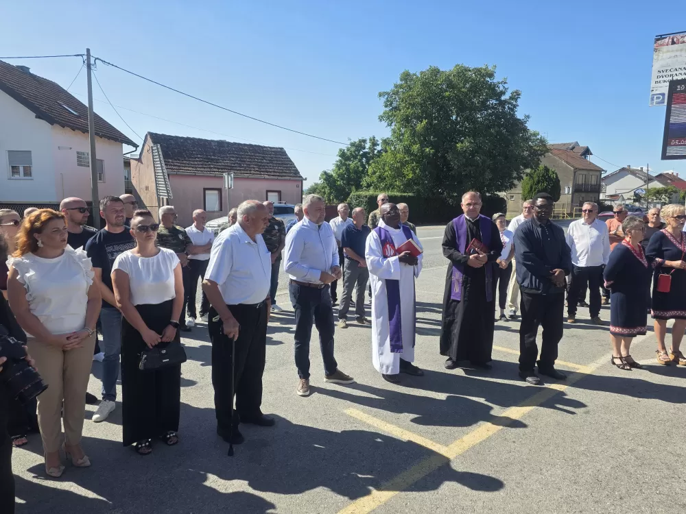 Povodom 30. obljetnice „Oluje“ u Bukovlju odana dužna počast svim poginulim hrvatskim braniteljima 