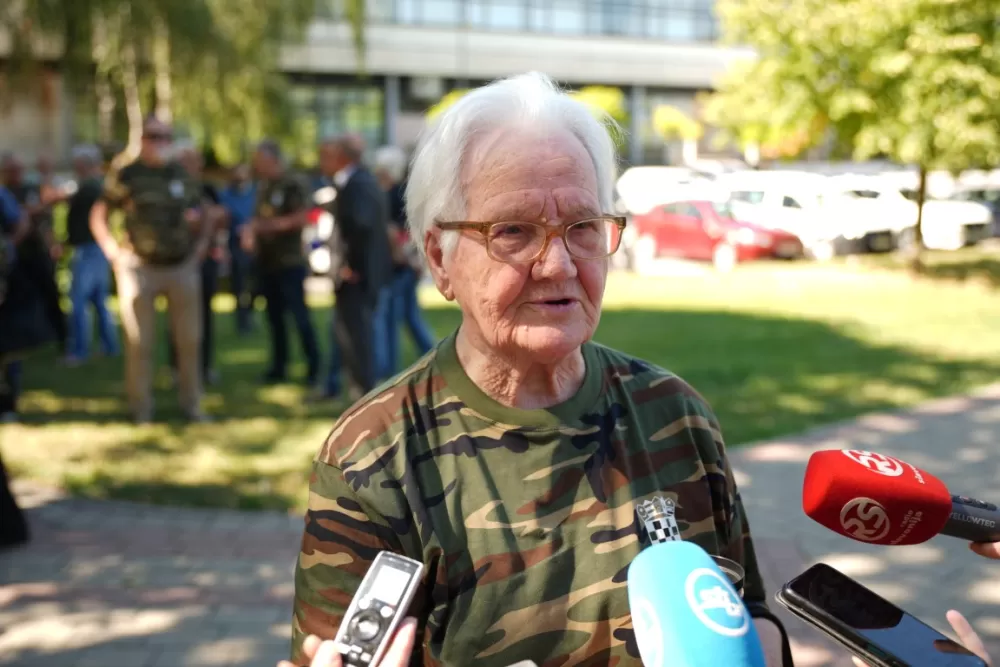 Uz čitanje imena čija se nalaze na Spomeniku odana počast za sve poginule i pale branitelje