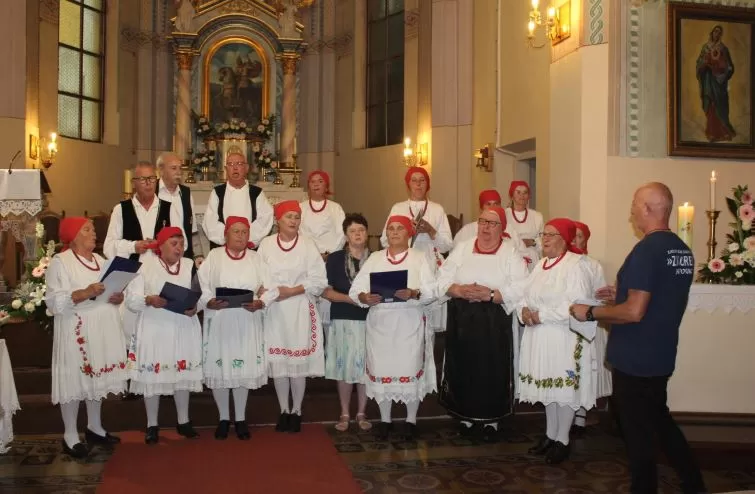 O BLAGDANU GOSPE SNJEŽNE: U Buku održana 11. Smotra pučkog crkvenog pjevanja