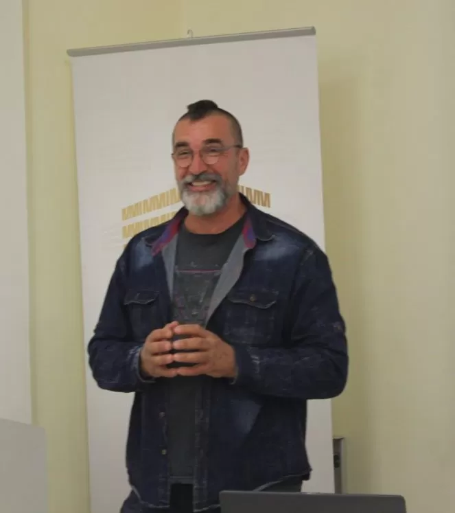 PROJEKT „ČETVRT KNJIGE“ PLETERNIČKE KNJIŽNICE: Hrvoje Rupčić predstavio knjigu ʼʼPutešestvije po Turkestanuʼʼ