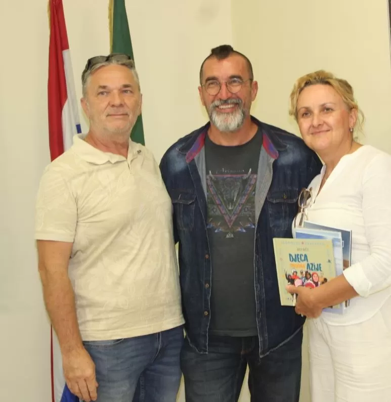 PROJEKT „ČETVRT KNJIGE“ PLETERNIČKE KNJIŽNICE: Hrvoje Rupčić predstavio knjigu ʼʼPutešestvije po Turkestanuʼʼ