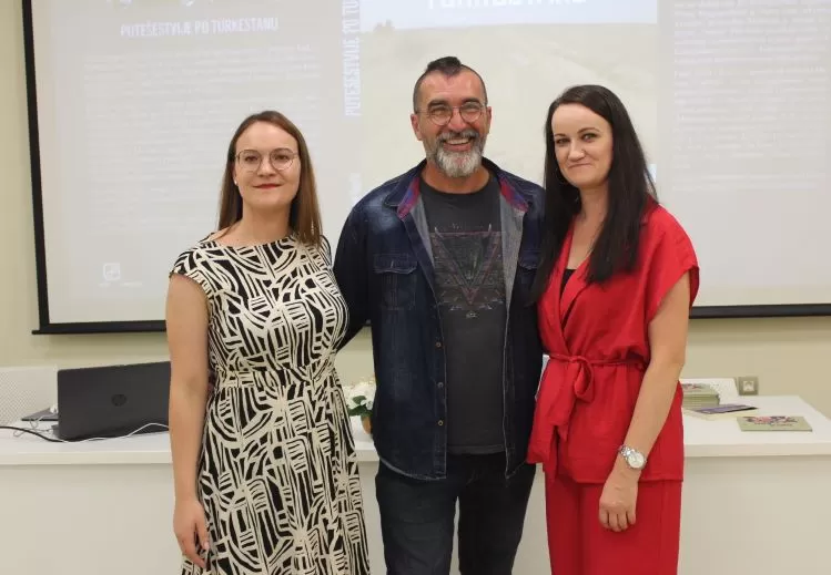 PROJEKT „ČETVRT KNJIGE“ PLETERNIČKE KNJIŽNICE: Hrvoje Rupčić predstavio knjigu ʼʼPutešestvije po Turkestanuʼʼ