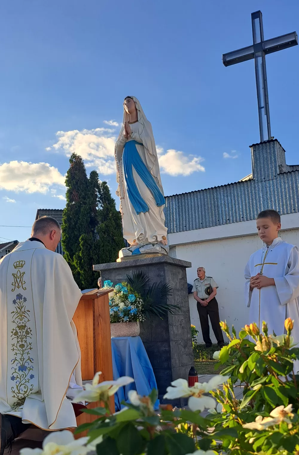 U Vinogorju blagoslovljen kip Gospe Lurdske: ʼnema pobjede bez prsta Božjeg i Gospina zagovoraʼ