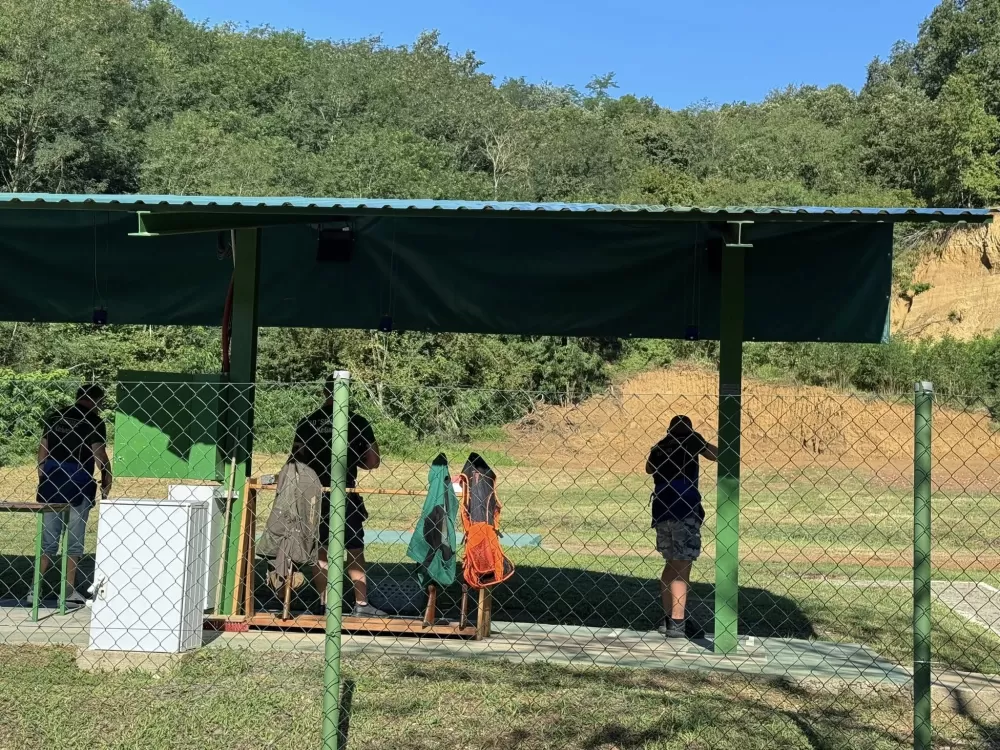 SIBINJ / ZAVRŠJE: Održan turnir u gađanju glinenih golubova prigodom Dana pobjede i domovinske zahvalnosti.