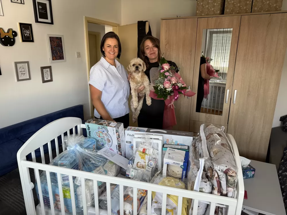Mali građani, velika dobrodošlica: Slavonski Brod dodijelio nove pakete za bebe
