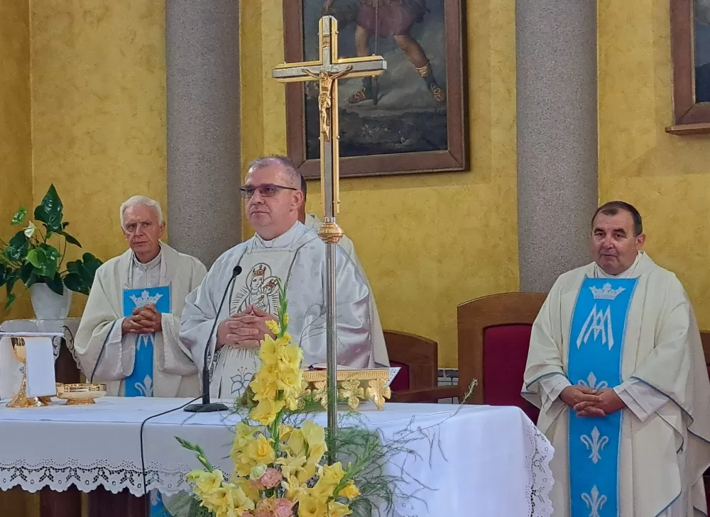 OSMI U KOLOVOZU - Brojni hodočasnici u brodskom svetištu Gospe Brze Pomoći