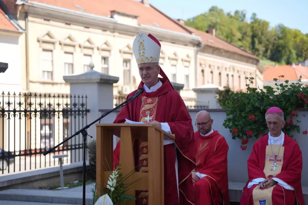 / FOTOGALERIJA/ Jubilejska proslava sv. Lovre u Požegi