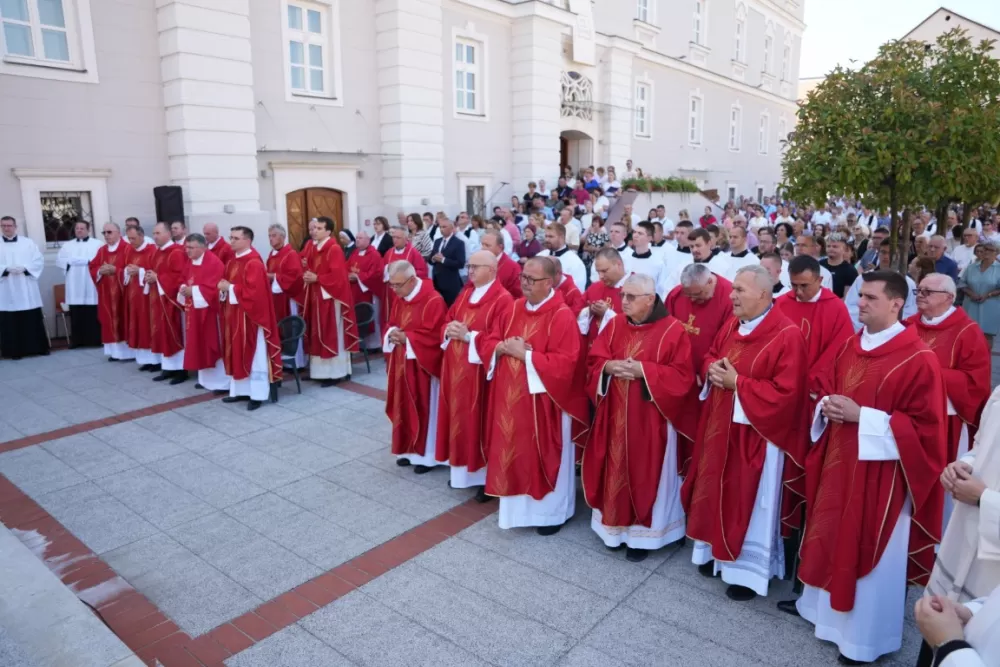 / FOTOGALERIJA/ Jubilejska proslava sv. Lovre u Požegi